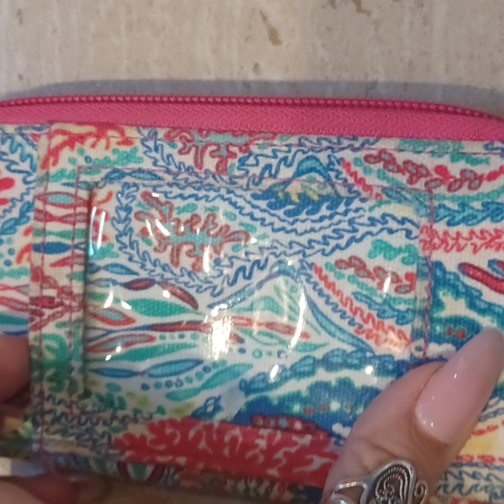 Lilly Pulitzer ID/Card holder Zipper Wristlet - Picture 4 of 6